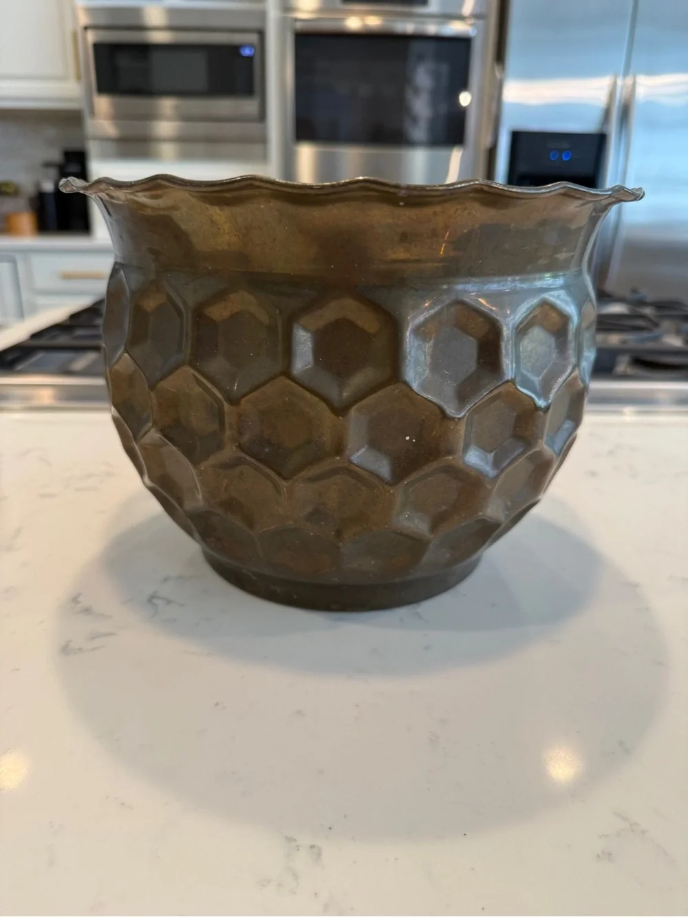 Vintage India Brass Planter Cachepot Hammered Honeycomb Scalloped Rim 10”